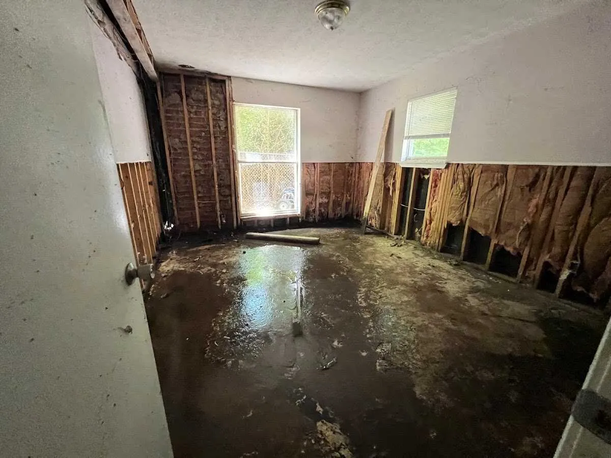Water Damage Restoration services in Eastmont, WA